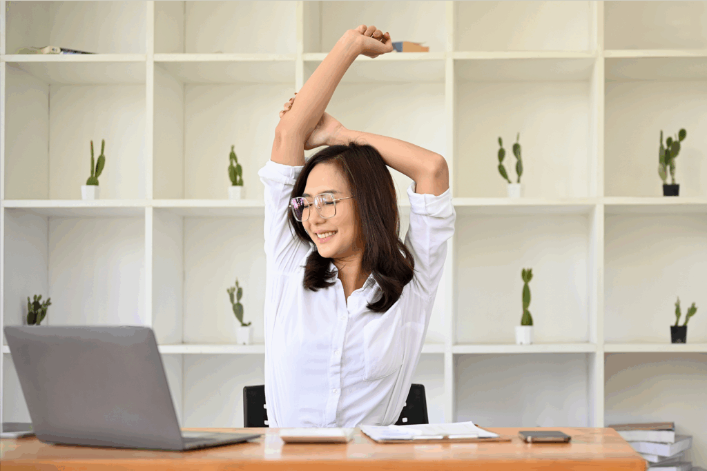 Posisi Duduk Bisa Picu GERD? Hati-Hati dengan Posisi Tubuhmu 2 Gimana Biar Duduk Aman Buat Lambung