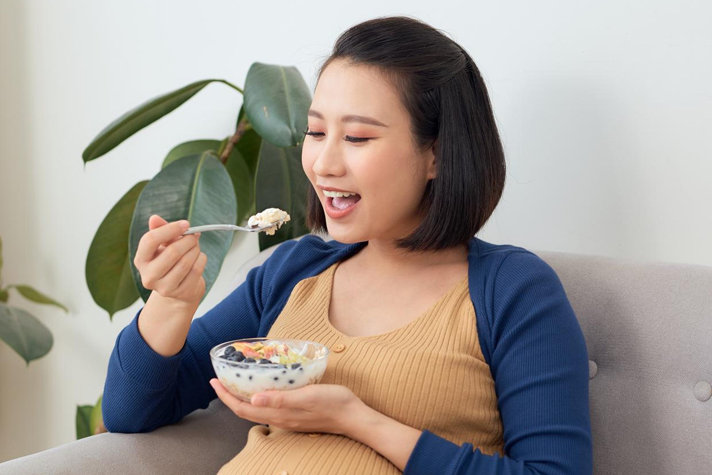 Tips Praktis Atasi Asam Lambung Saat Hamil